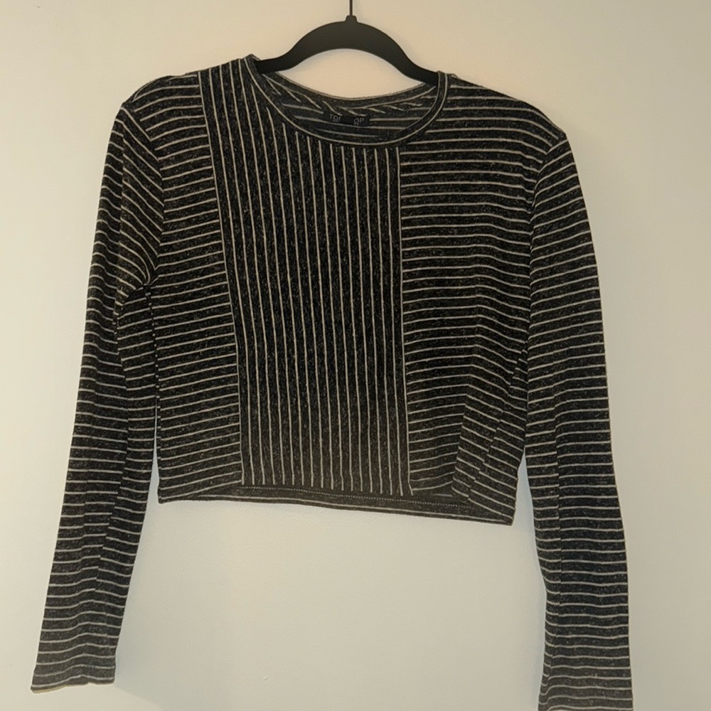 Small Topshop long sleeve shirt